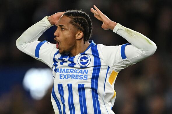 开云app下载-记者：佩德罗完成体检，即将以6000万英镑加盟切尔西